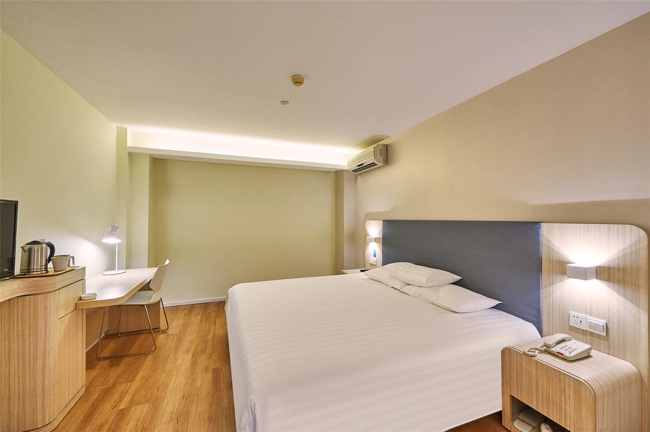 Hanting Hongqiao National Exhibition Center Jidi Road 2* Shanghai
